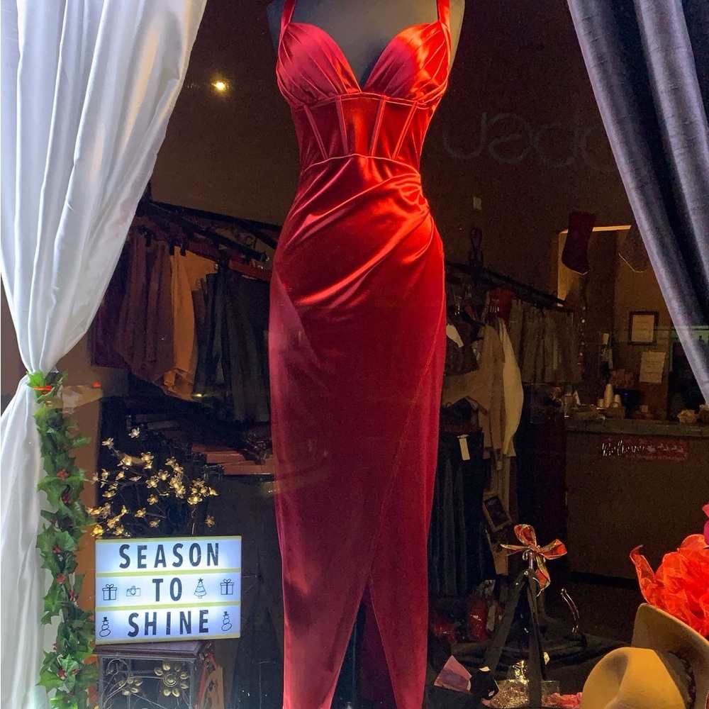 Red Satin Evening Gown NWT Size Large - Picture 6 of 14